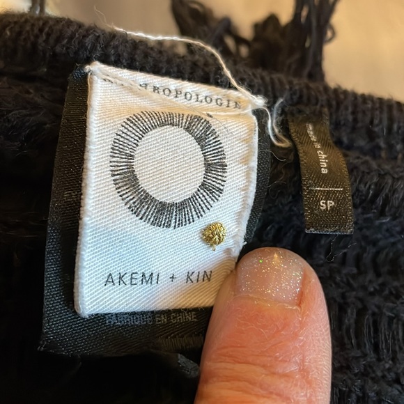 Anthropologie Akemi+ Kin frayed edge with fringe accent, black, BoHo poncho top - Picture 9 of 9